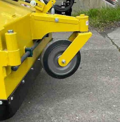 Reinforced forklift sweeper chassis and heavy-duty industrial components
